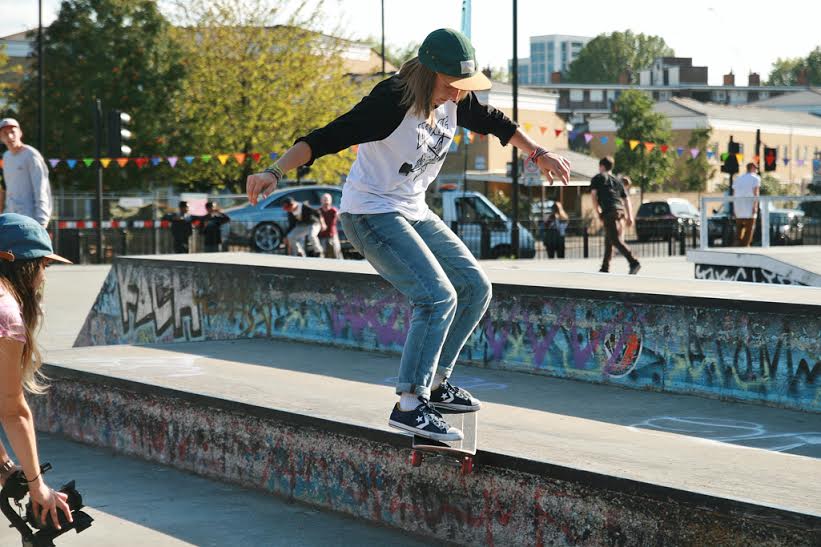 Zeta Rush - frontside lipslide