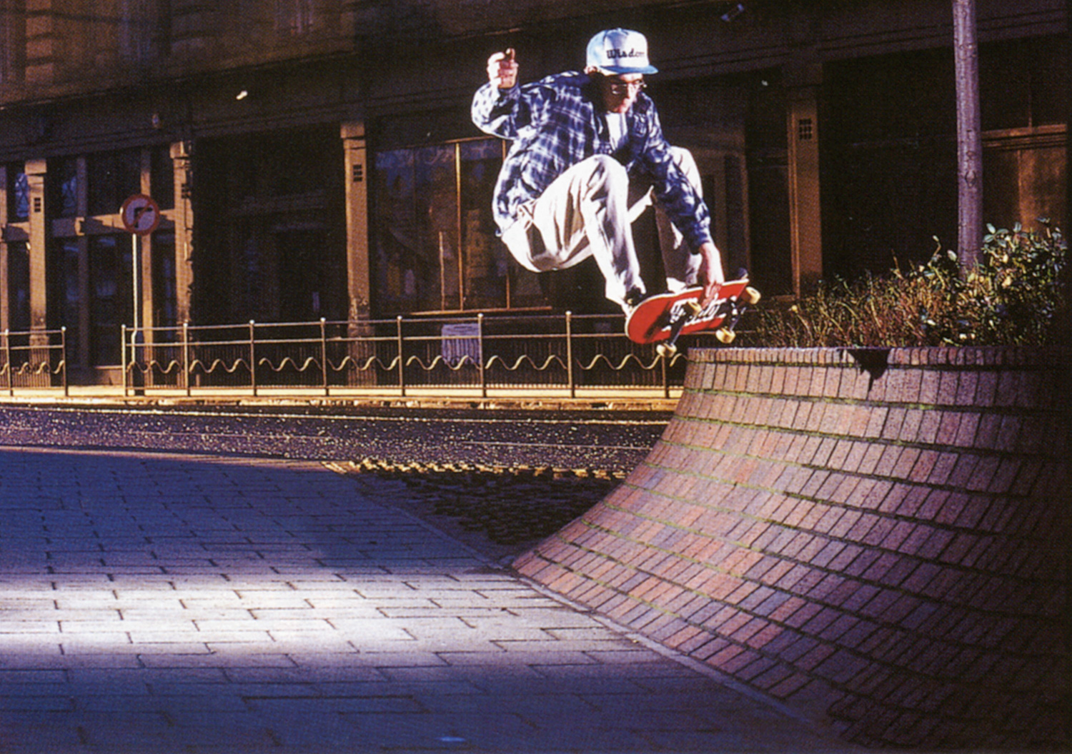Debuts – Doug McLaughlan